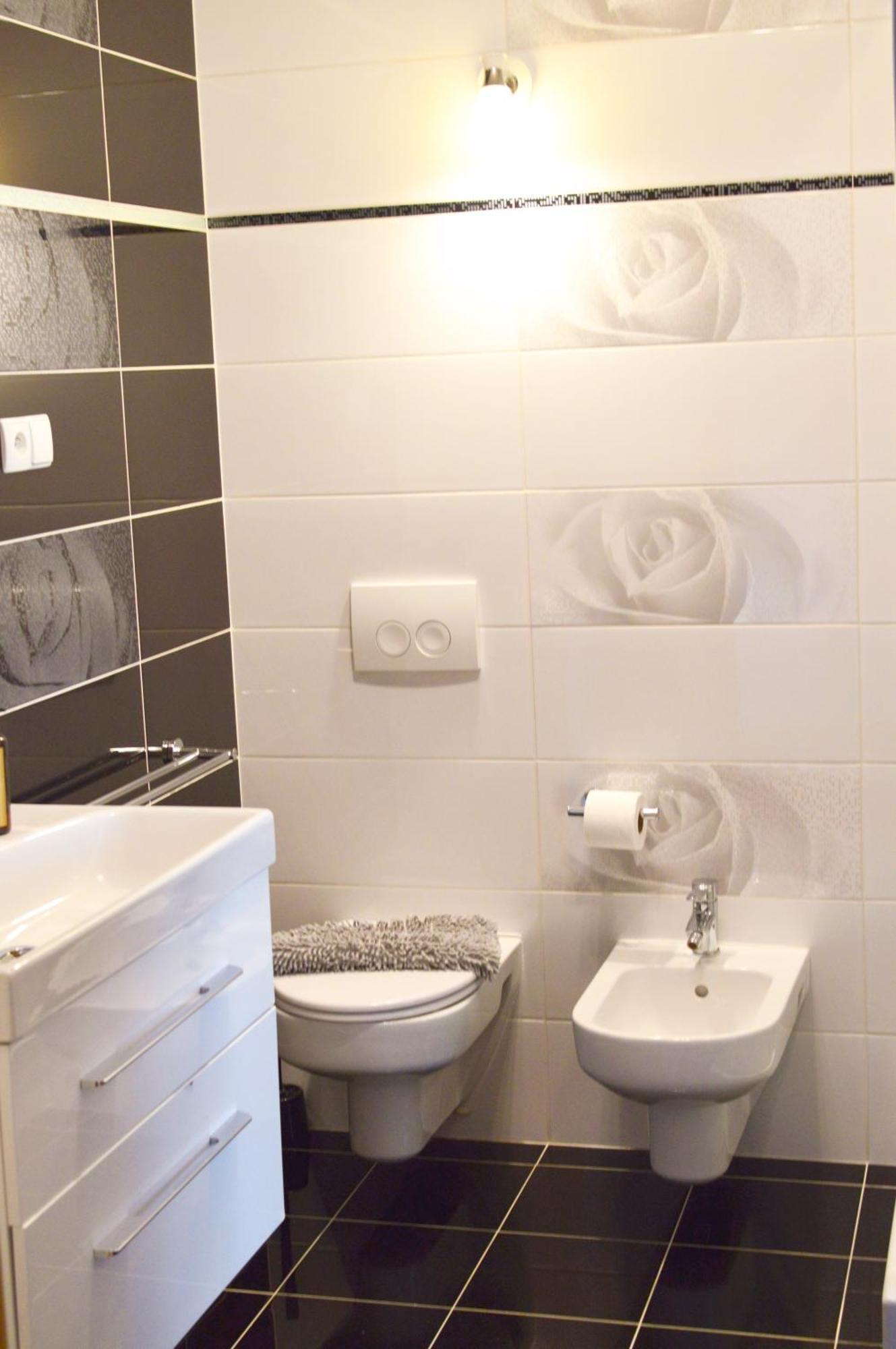 크라쿠프 Neapol Parking Gratis Moxy Te&Am Cracow 아파트 외부 사진